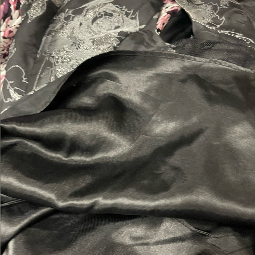 White House Black Market dress size 10 black & silver metallic cocktail dress 🖤 - Picture 7 of 8
